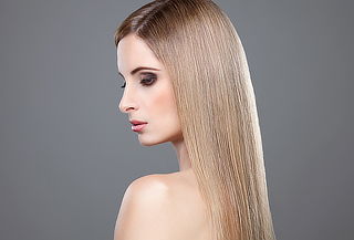 Peeling Capilar Todo Largo en Peluquería Entre Diosas
