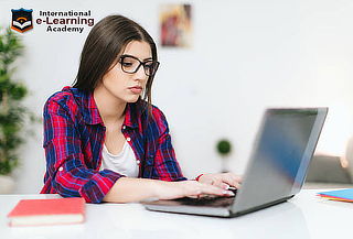 Pack 3 Cursos Online: Photoshop + InDesign + Illustrator CS6