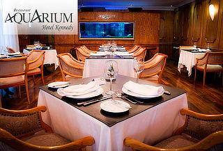 Almuerzo o cena para 2 en Restaurant Aquarium Hotel Kennedy.