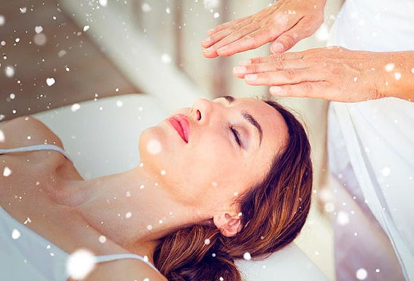 Sesión de Reiki más alineación de Chakras y más