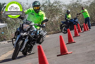 Curso Express de Moto Urbana o Moto Scooter