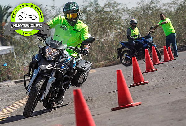 Curso Express de Moto Urbana o Moto Scooter