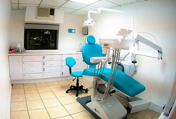 Limpieza Dental Profunda + Pulido Coronario + Flúor Barniz