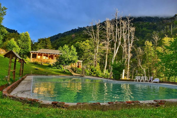 Termas Malleco: 1 o 2 entradas para adulto en piscinas