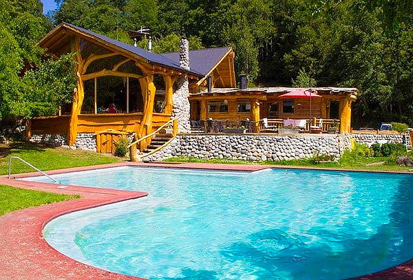 Termas Menetúe: 1, 2, 3 o 4 noches para 2, desayunos y más