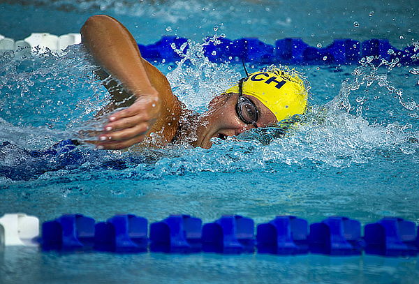 4 o 6 Clases de Natación Indoor en Piscina Climatizada