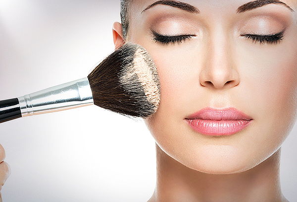 Curso Online de Estética Corporal y Maquillaje