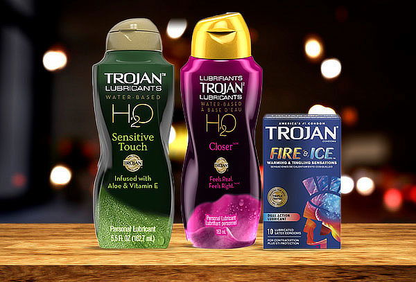  Pack trojan Premium 10 Fire & Ice + Lubricante a elección 