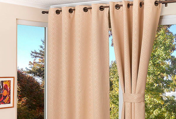 Set de Cortinas 2 Paños England Newcastle. Elige Color
