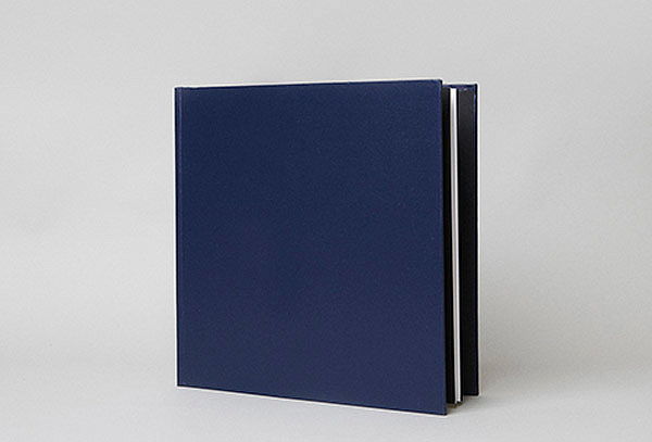 Photobook Cuadrado CUERO 30x30 con o sin ventana, 60 página