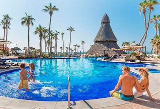 Cabo San Lucas: Hospedaje 5D/4N para 2 Adultos + 2 Menores 