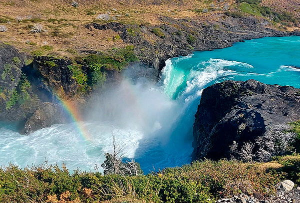 ¡Laguna San Rafael y Capillas de Marmol! 04 días y 03 noches