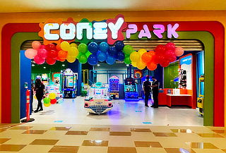 Paga desde $10.000 y juega $25.000 en las áreas Coney Park