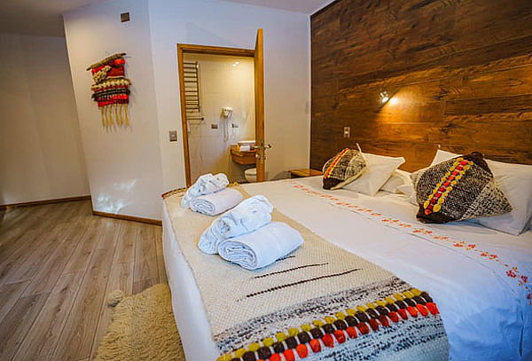 Termas y Hotel San Luis: 1 ó 2 Noches para 2 + Termas.