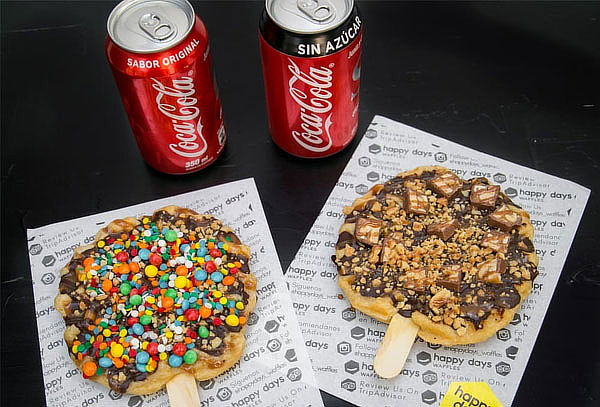 Pololos: 2 Waffles + 2 Bebidas Happy Days, 20 Sucursales