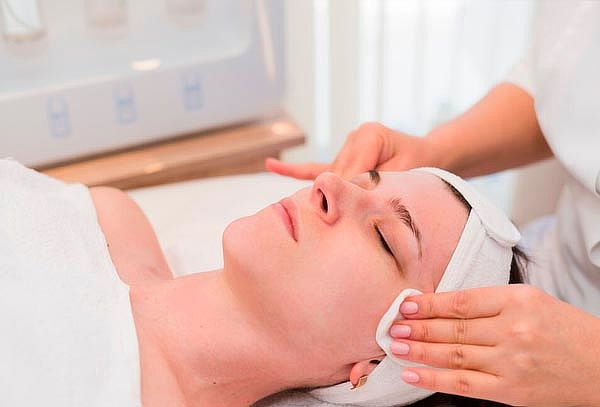 Limpieza Facial Detox en Espacio InOut, Vitacura