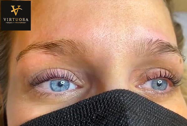 Lifting de Pestañas + Tinte + Vitamina + Perfilado de Cejas
