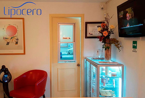 Limpieza Facial Premium con Peeling + Alta Frecuencia y Más!