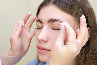 Lifting de Pestañas + Tinte + Vitamina + Perfilado de Cejas