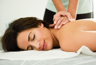 Masaje en Espalda Completa de Relajación + Descontracturante