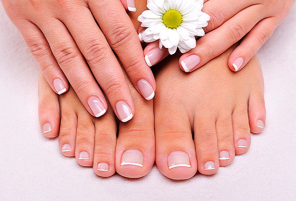 1 Sesión de Manicure + Pedicura Permanente