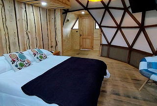 1 o 2 Noches domo + Termas+ Desayuno buffet 2 personas