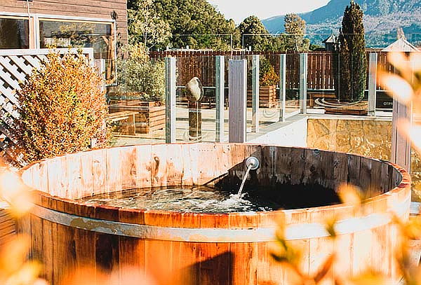 1 o 2 Noches domo + Termas+ Desayuno buffet 2 personas