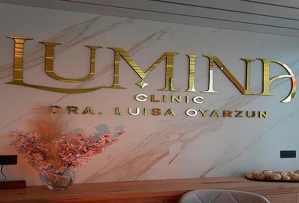 Tratamiento Atenuación Surco Nasogeniano en Lumina Clinic