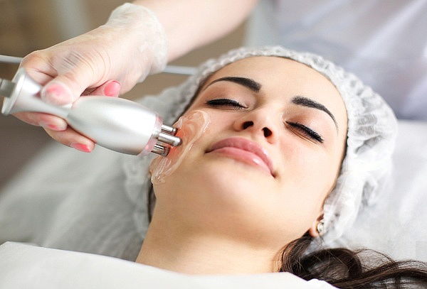 Skincare Coreano de 10 pasos + Radiofrecuencia Facial