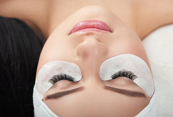 Ondulado de Pestañas + Tinte o Perfilado de Cejas
