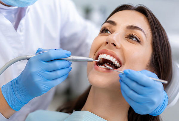 Diagnóstico clinico + Limpieza dental + flúor 