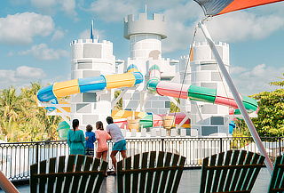 Seadust Cancún 5D/4N ¡Todo Incluido! 2 Adultos + 2 niños