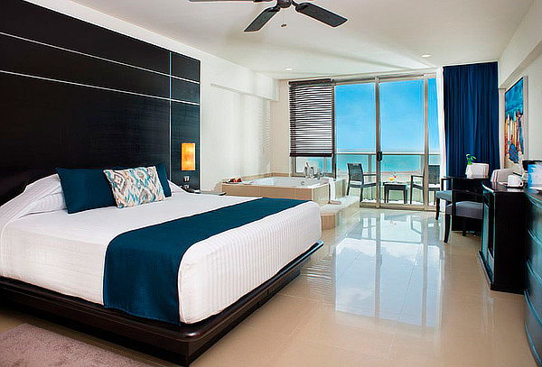 Seadust Cancún 5D/4N ¡Todo Incluido! 2 Adultos + 2 niños