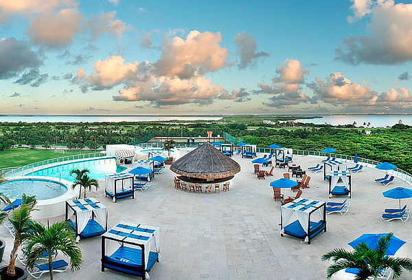 Seadust Cancún 5D/4N ¡Todo Incluido! 2 Adultos + 2 niños