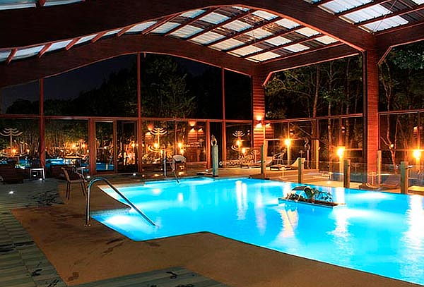 Ticket Nocturno 6 piscinas Termas de Pucon Indomito 