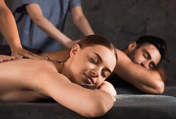 Dia de spa! Majase + facial + exfoliacion espalda para 2 