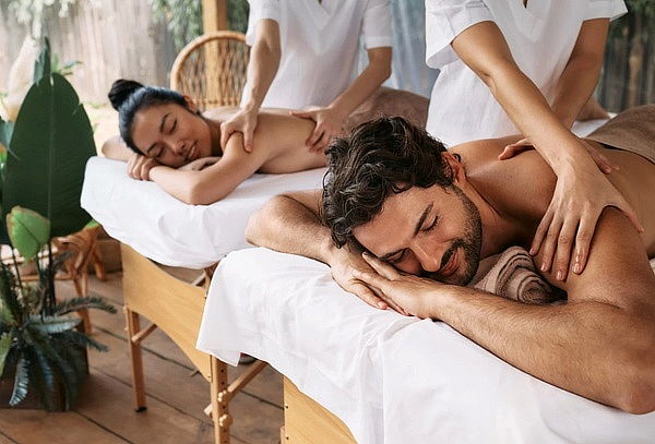 Spa para 1 o 2 Masaje Relajante, Descontracturante o Mixto
