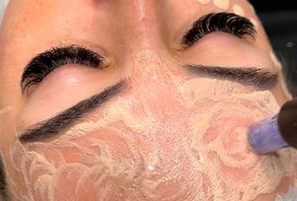 Bb glow + Higienización facial por en Sunrise