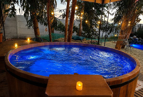 Escapada Romántica 10 hrs en Domo + Tinaja Privada Ilimitada