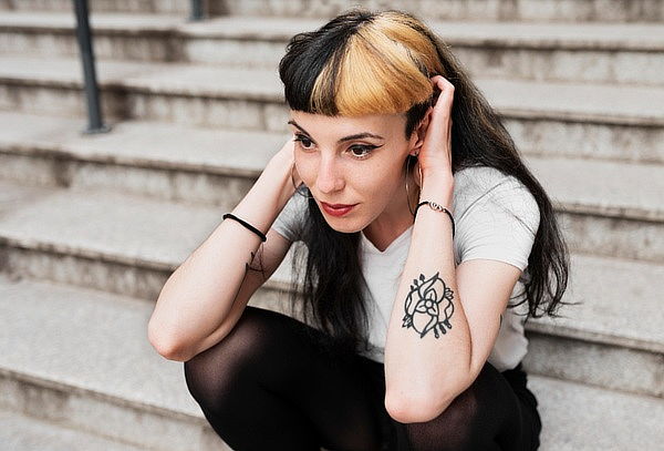 1 Sesión Remoción de Tatuajes: Negro 6 cm x 6 cm Laser YAG