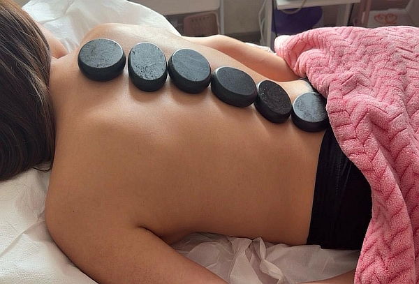 Masaje Relajante + Piedras Calientes en Estetica Yayita
