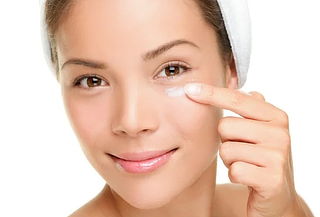 Tratamiento Antiojeras y Bolsas Palpebrales Facial Premium