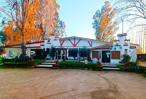 Escápate 3 Noches al Hotel Jardín del Lago!  Valido para 2!