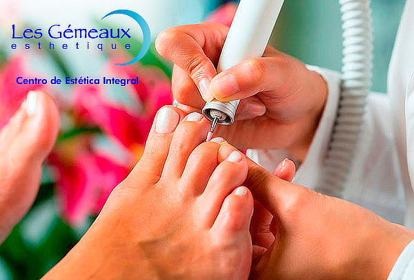 Podología incluye exfoliación e hidratación en Les Gemeaux, 