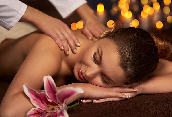 Spa Japones star: Limpieza facial, Detox capilar, Masaje 