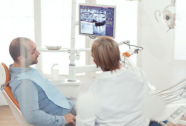 Radiografía Periapical o Panorámica Digital