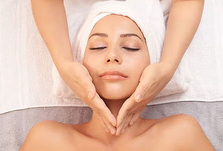 Limpieza + Masaje de relajación facial a Domicilio