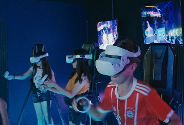 Celebra tu Cumple en Vimerzion Realidad Virtual,10 Personas