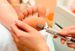 Cuidado estético; Corte de uñas,limpieza de surcos y durezas