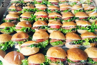 50 Mini Burger, Cheese Burger, Canapés Premium o Tapaditos